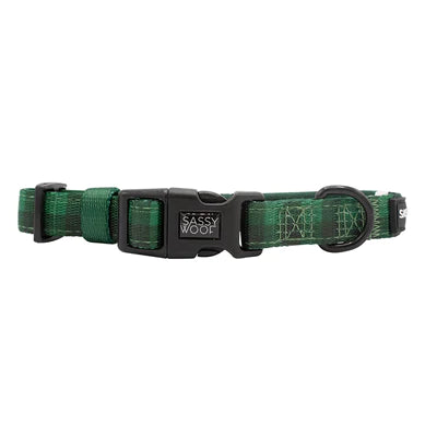 Sassy Woof Christmas Fabric Collar
