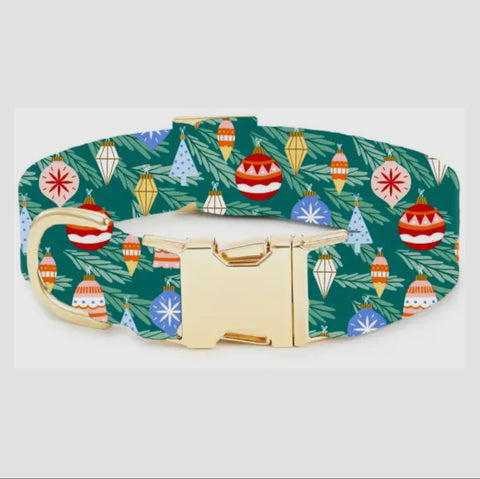 Foggy Dog Holiday Collar