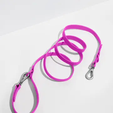 Wild One Adjustable Waterproof Leash