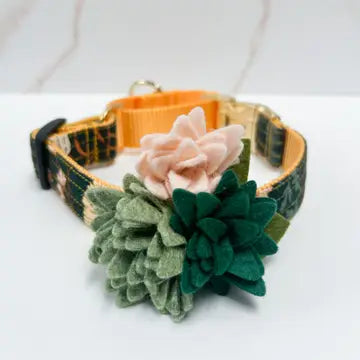 Mimi Green Succulent Collar Accessory